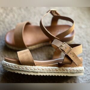 Little Girls Tan/Brown/Cognac Sandals Size 13